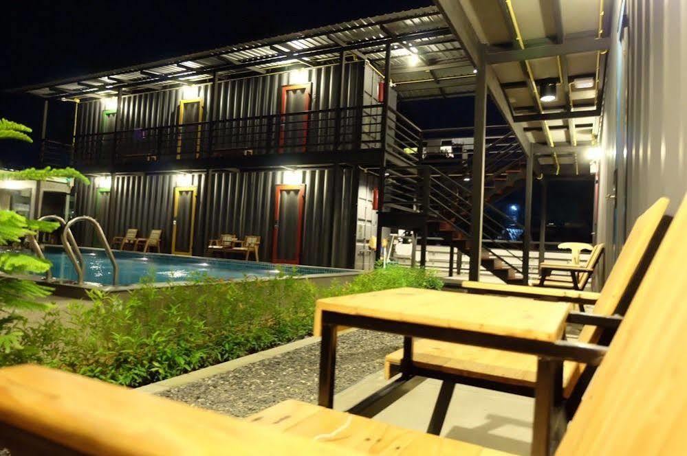 Na-Tub Hostel Baan Tai Buitenkant foto