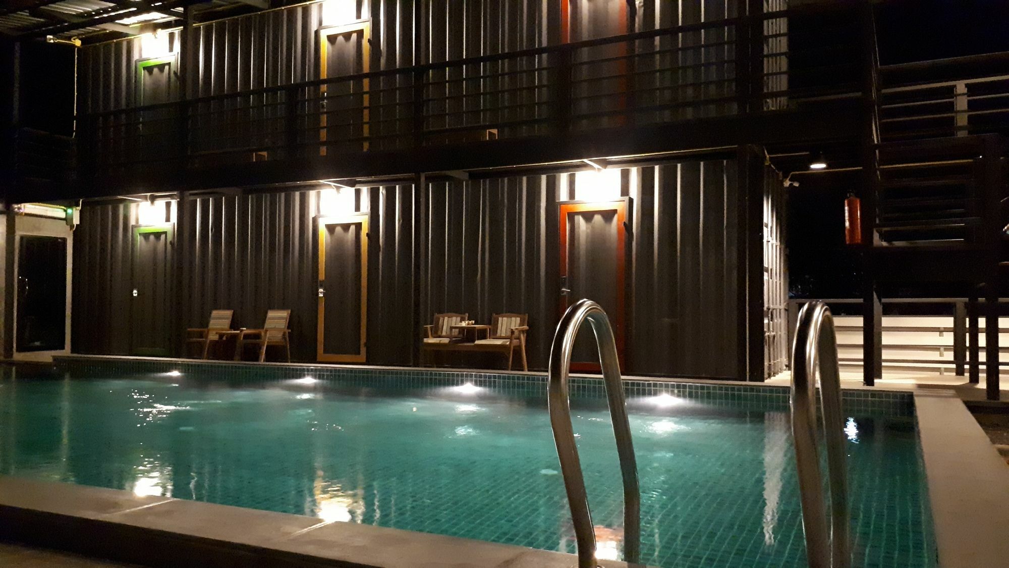 Na-Tub Hostel Baan Tai Buitenkant foto