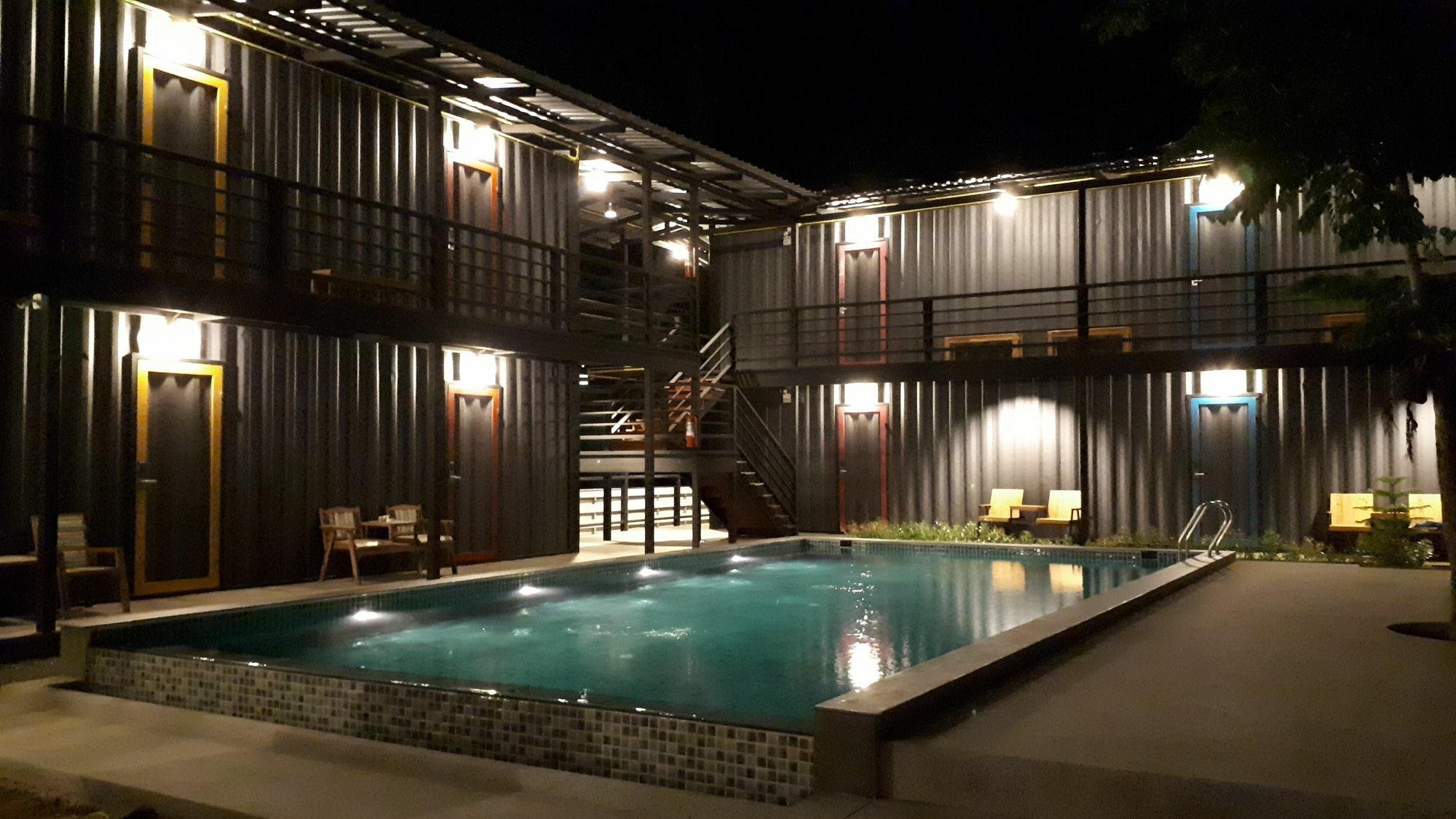 Na-Tub Hostel Baan Tai Buitenkant foto